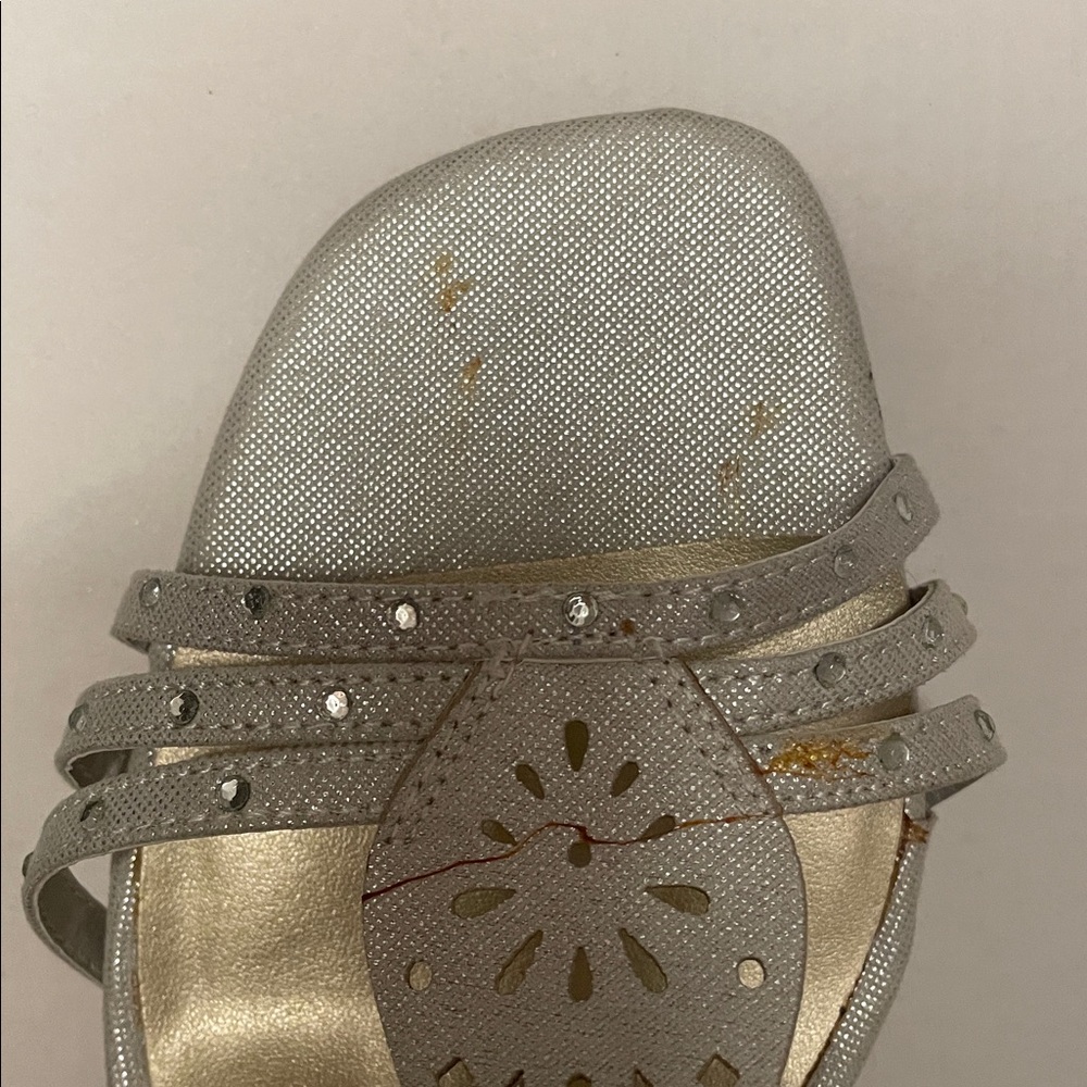 Sandal - Picture 6 of 6